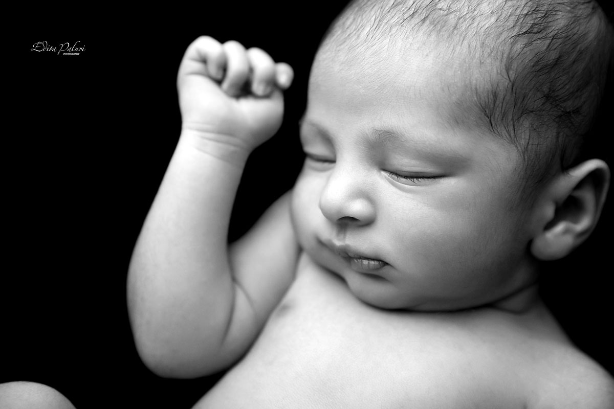 newborn black and white picture