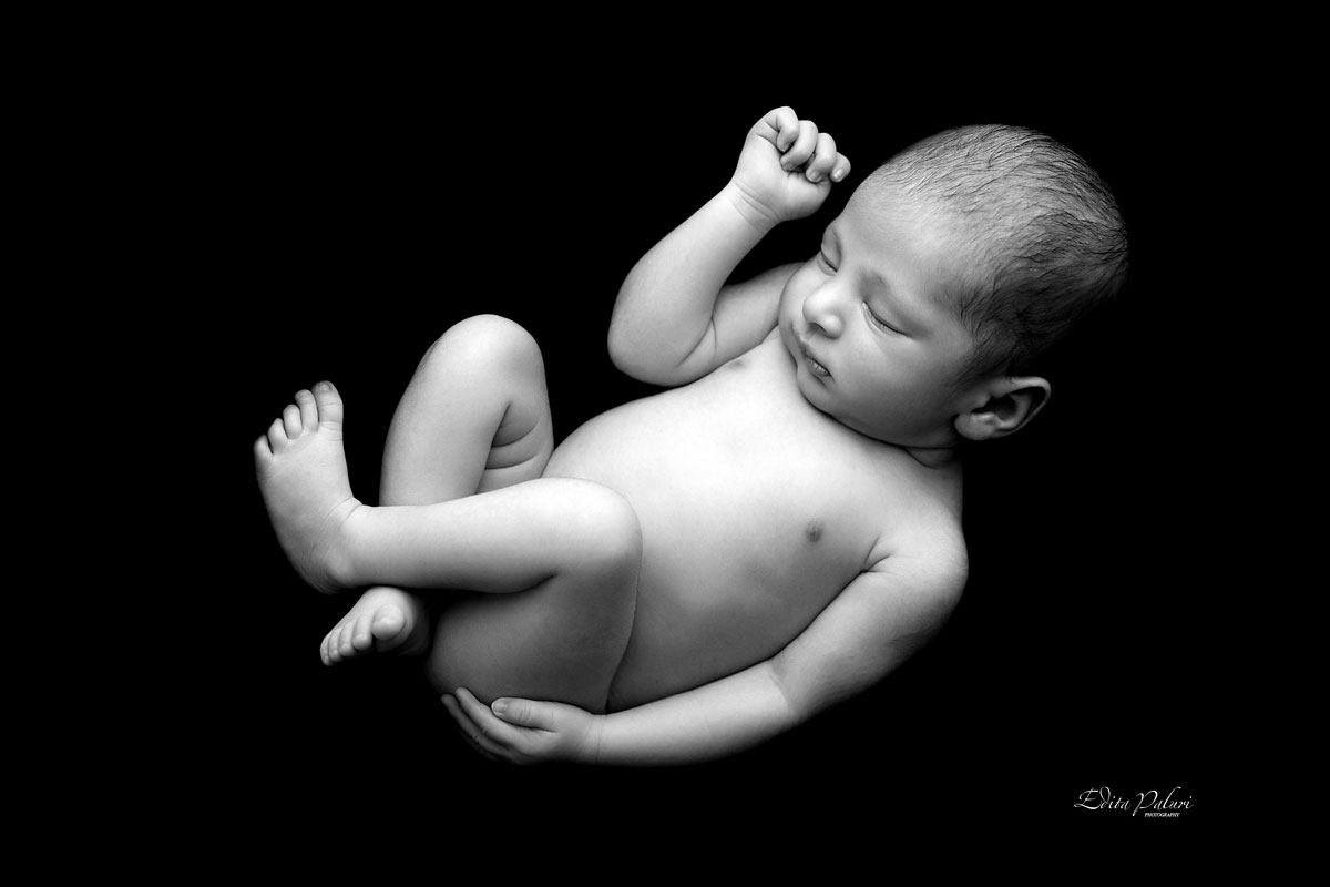 newborn black and white pictures Pune
