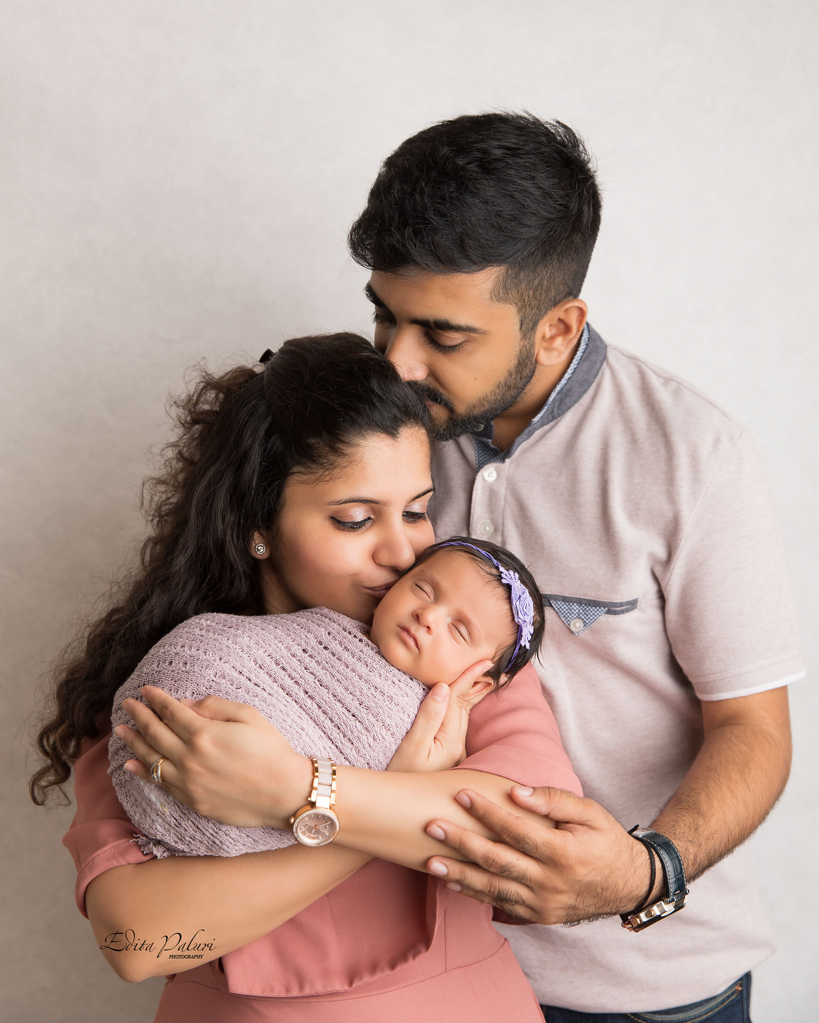 Newborn photo session in Pune