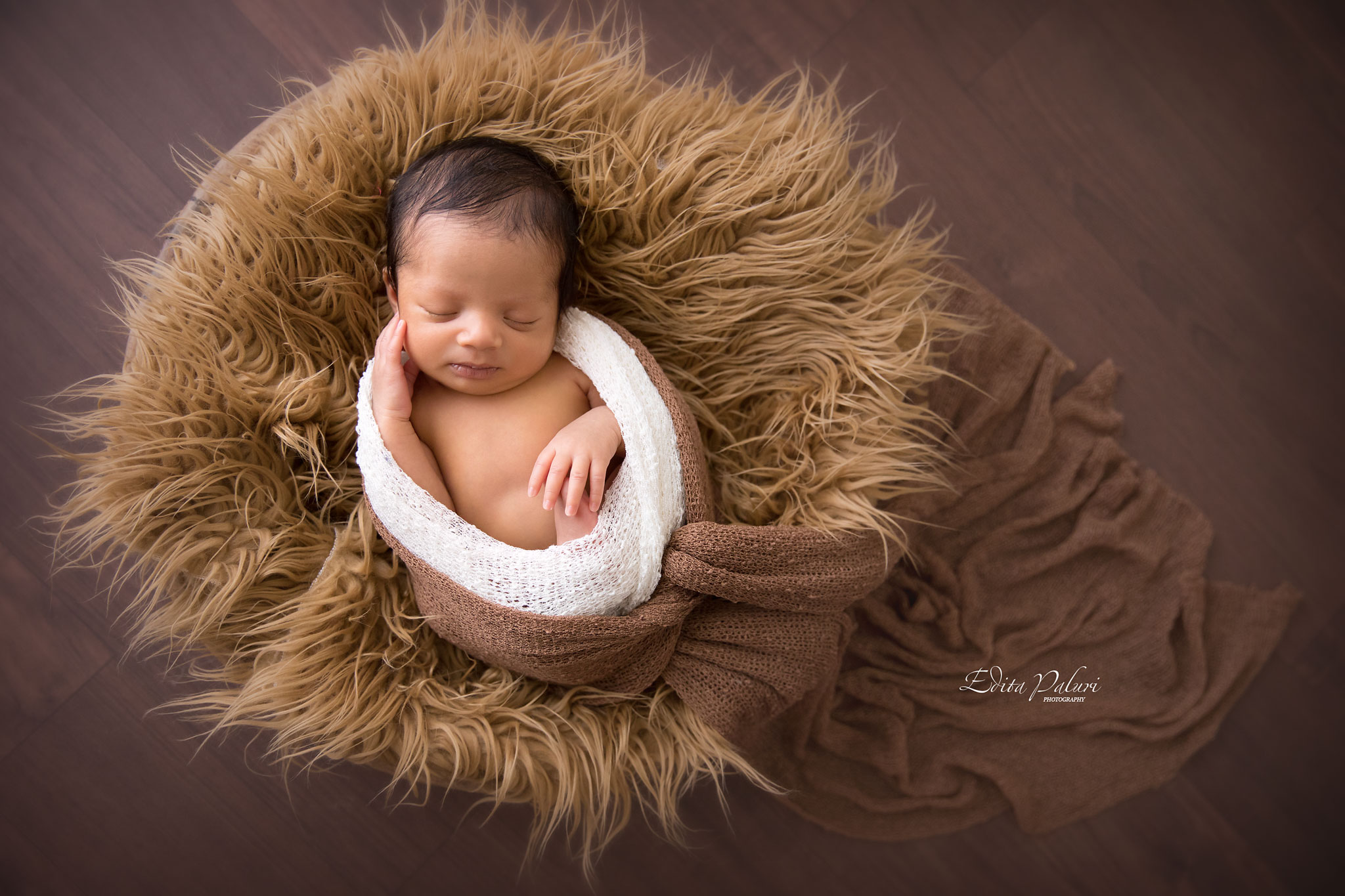 Newborn photo shoot in Pune