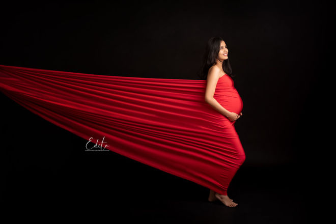 Maternity fabric wrap photo shoot in Pune