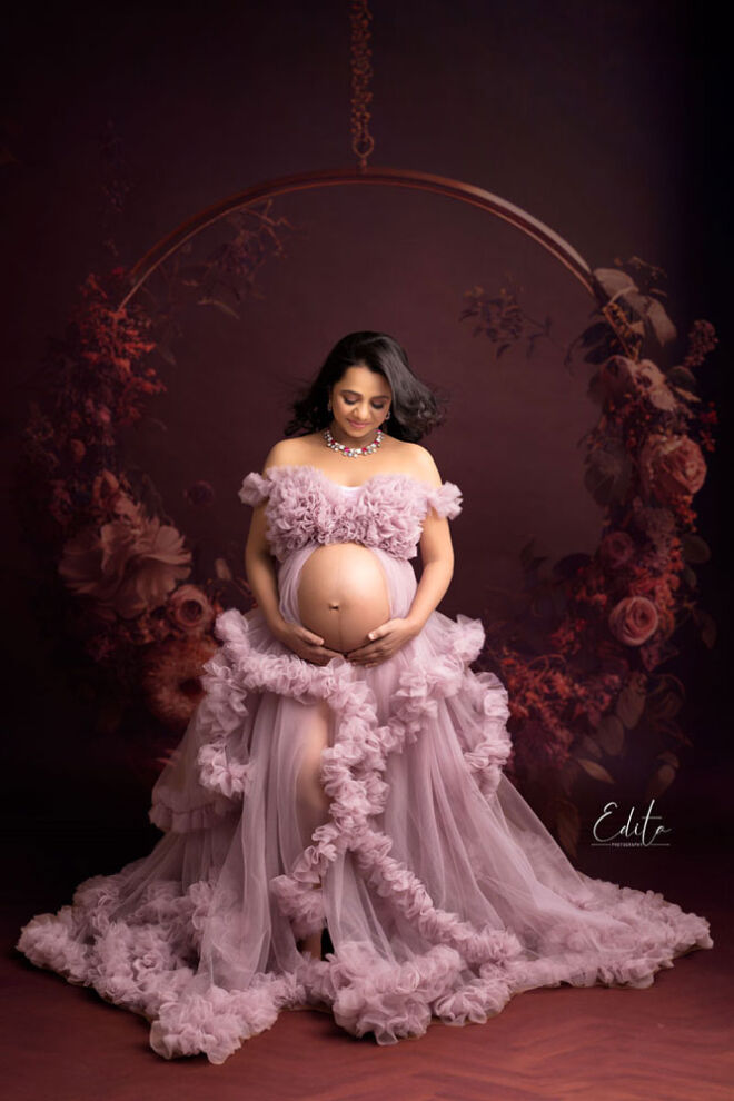 Maternity_photo_shoot_pune_purple_gown_566