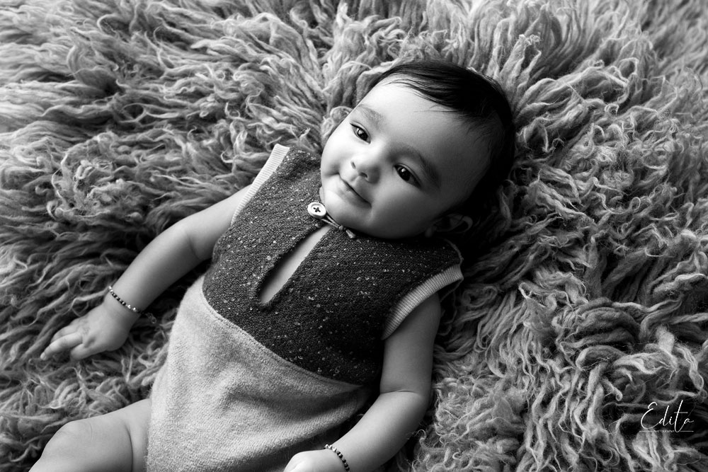 4 month baby boy photo in black and white
