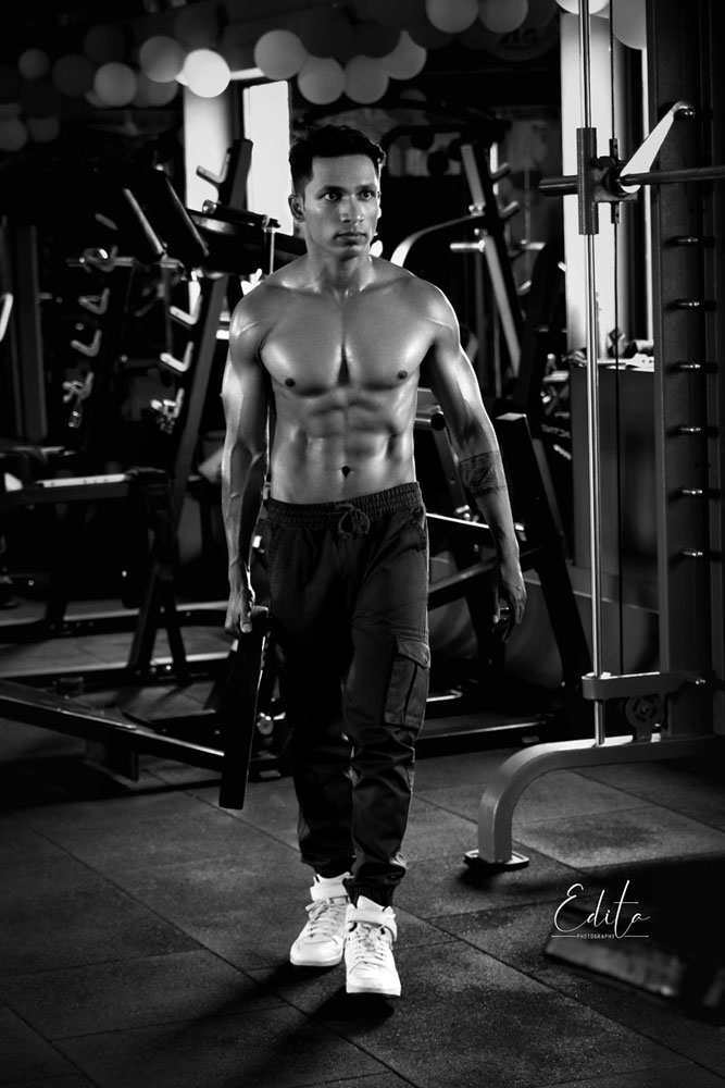 Fitness photographer in Pune in collaboration with trainer Aditya Nikam